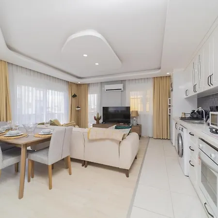 Apartment Flat W Balcony 5 Min To Konyaalti And Marina Antalya