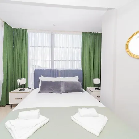 Flat W Balcony 5 Min To Konyaalti And Marina *