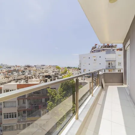 Flat W Balcony 5 Min To Konyaalti And Marina *